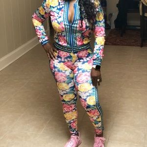 Women’s 2 piece pant set
